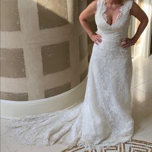 Brand new Ines Di Santo Wedding Dress